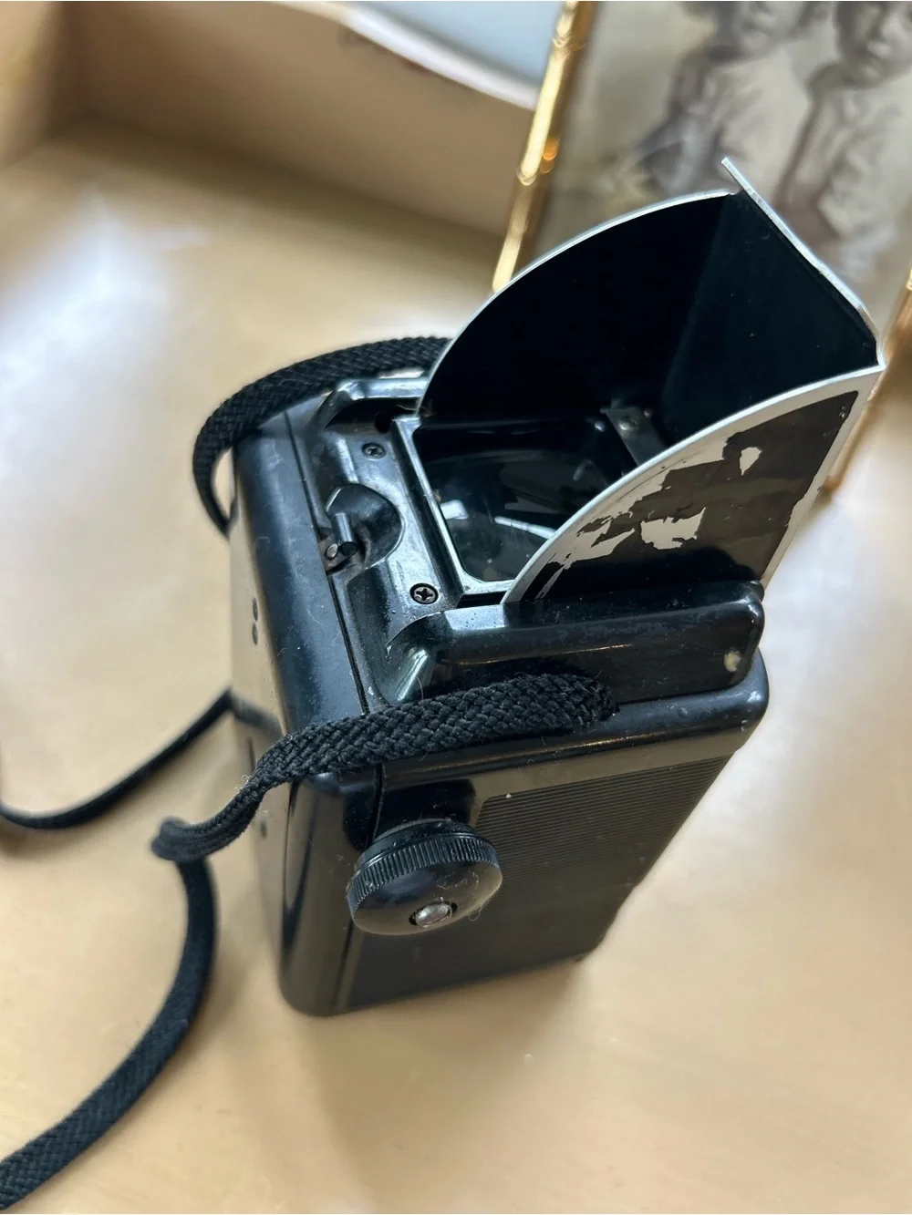 Argus Seventy-Five Twin Lens Camera – Black and Silver